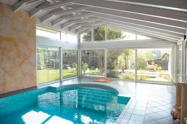 brise soleil orientable lame c protection solaire façade